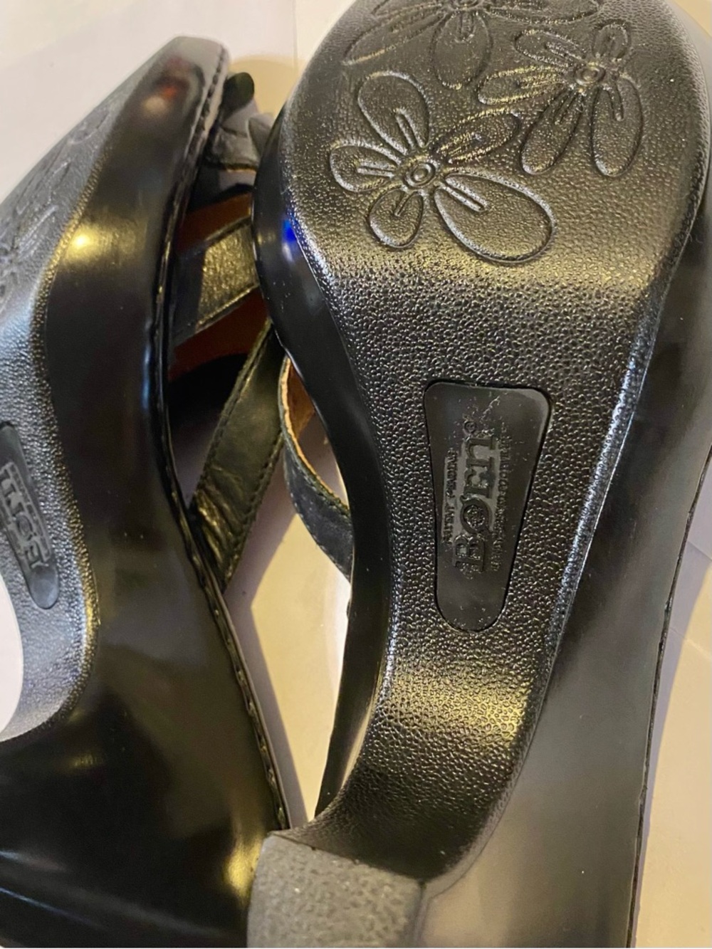Women’s Black Born Heeled Slip On Sandals With Detail Flower Size 10 - Picture 11 of 12